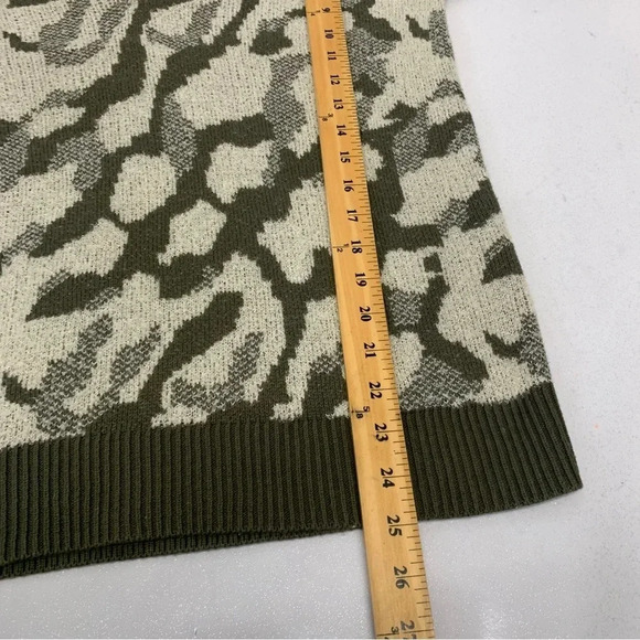 Caslon Sweater Woman Small  V Neck Long Sleeve Green Camouflage Casual Workwear - Picture 11 of 11